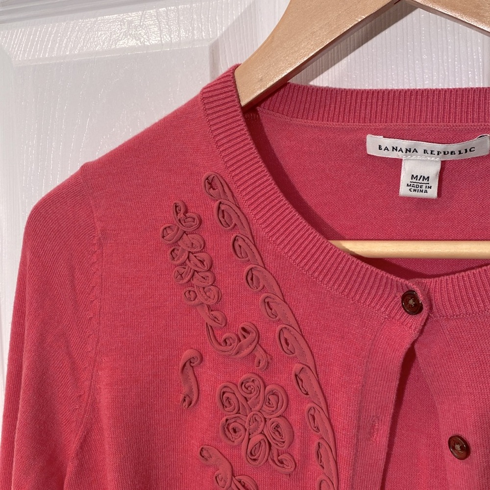 Banana Republic Silk/Cotton Pink Button Down Cardigan with Feminine Details